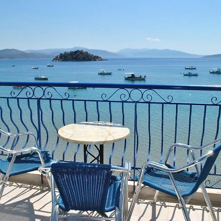 Hotel Aris Tolón Extérieur photo